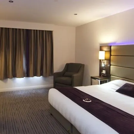 Premier Inn Wrexham City Centre-2