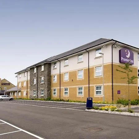 Premier Inn Llantrisant-2