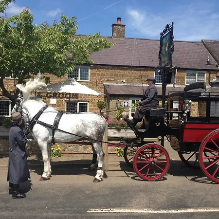 Horse & Groom Inn-2