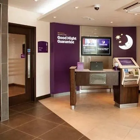 Premier Inn Dudley Town Centre-3