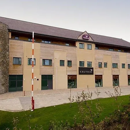 Premier Inn Caernarfon-3