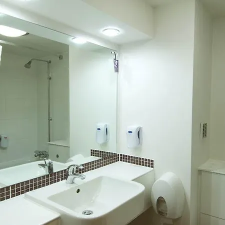 Premier Inn Llandudno - Glan-Conwy-2