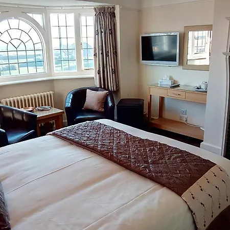 Swiss Cottage Bed And Breakfast-3