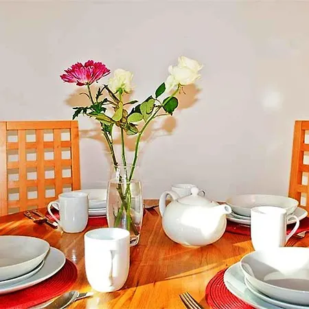 Hillview House Hostel Inverness-2
