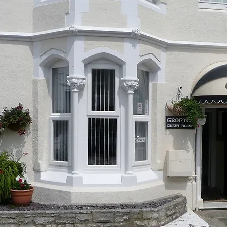 Crofton Guest House-3