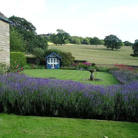 Heathy Lea Bed And Breakfast-2