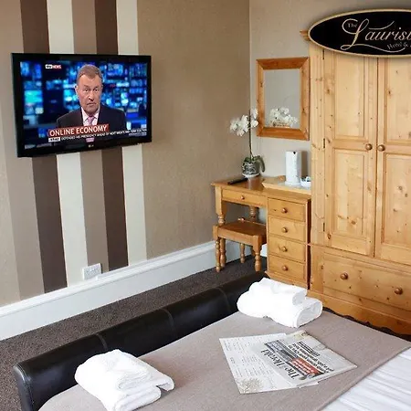 Lauriston Hotel-3