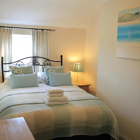 Elizabeth House-3