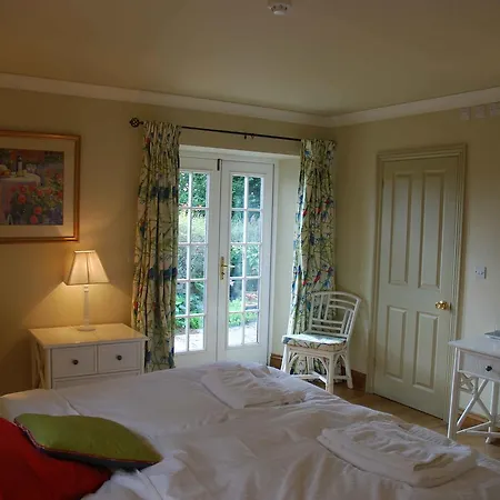 The Elephants Nest Inn-3