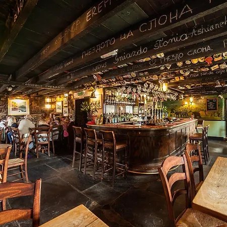 The Elephants Nest Inn-2