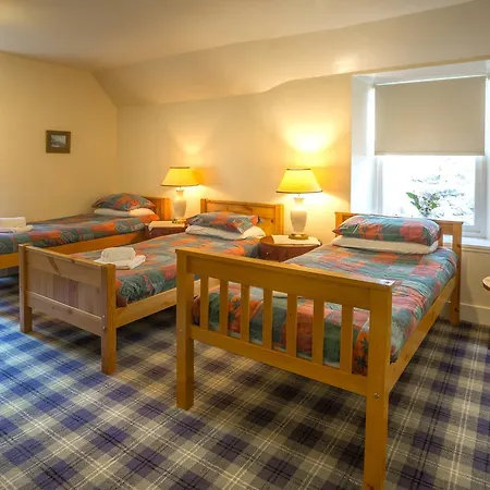 Glencanisp Lodge-3