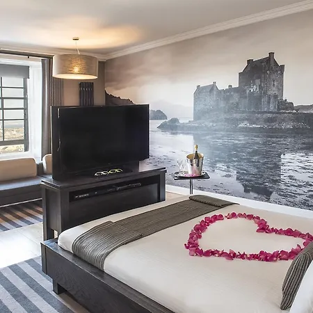 Rooms & Suites Picardy Place-3