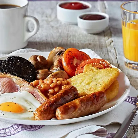 Premier Inn Newcastle Airport-2
