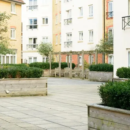 Apartment D204-2