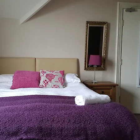 Moorgarth Guesthouse-2