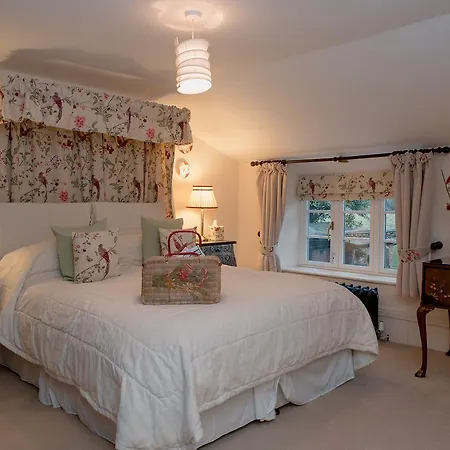 Muddifords Court Country House-3