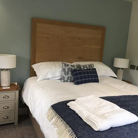 The Pityme Inn-2