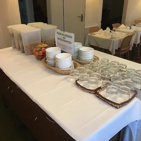 Clifton Hotel-3