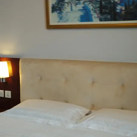 Newhaven Lodge-2