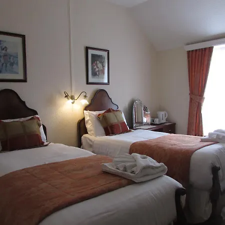 Holliers Hotel-2