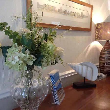 Endeavour Guest House-3