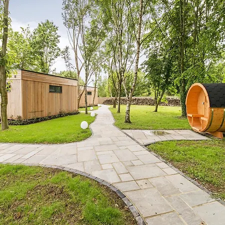 Tinwood Estate Vineyard Lodges-2