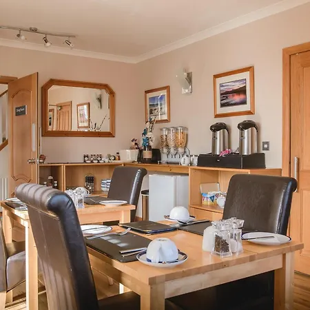 Jannel Bed & Breakfast-3