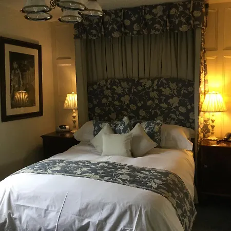 The Brownlow Arms Inn-2