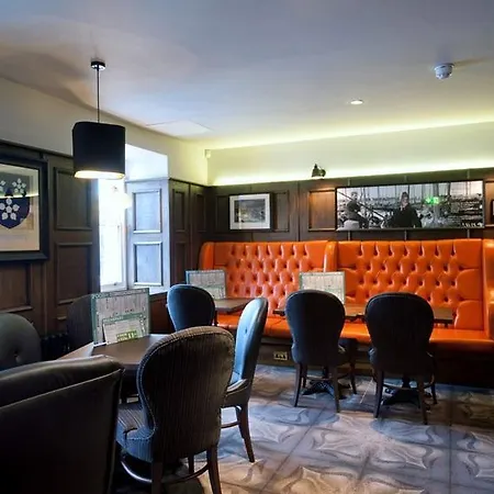 The Saltoun Inn-2