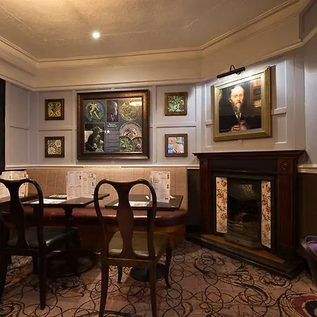 The Bull & Stirrup Hotel Wetherspoon-3