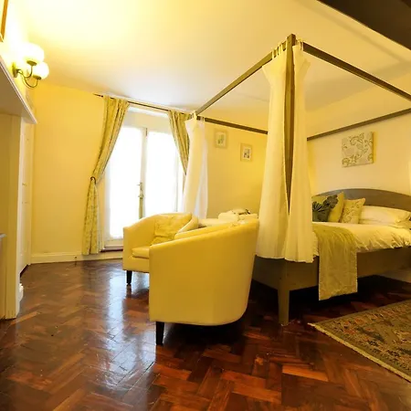 The Witney Guest House-3
