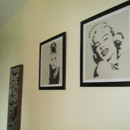 Autumn Leaves Guest House-3