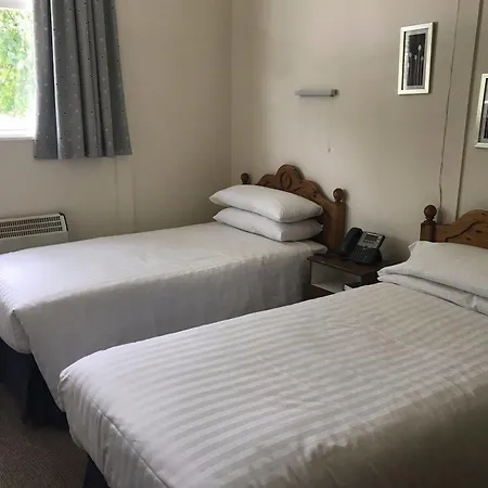 Carrybridge Lakeside Lodge-2