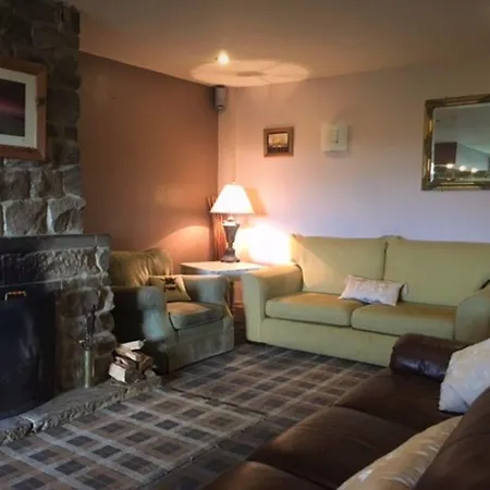 Hadrian Lodge-3