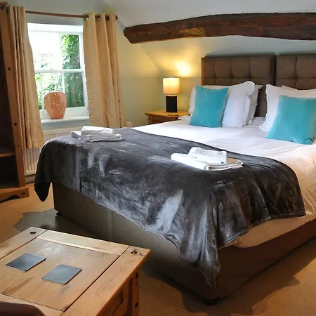 The Horse & Jockey Inn-2