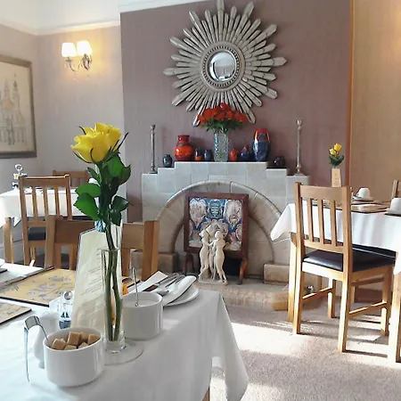 South Lodge Guest House-3