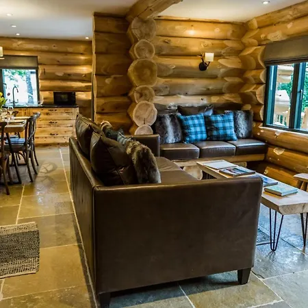 Cedar Lodge-3