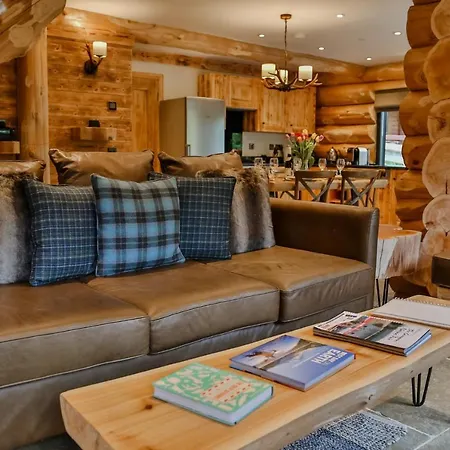Cedar Lodge-2