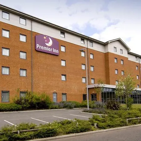 Premier Inn Castleford - Xscape, M62, Jct 32-2