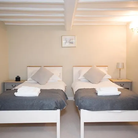 Rutland Water Courtyard Rooms-3