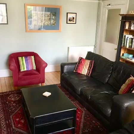 Derrin Guest House-3