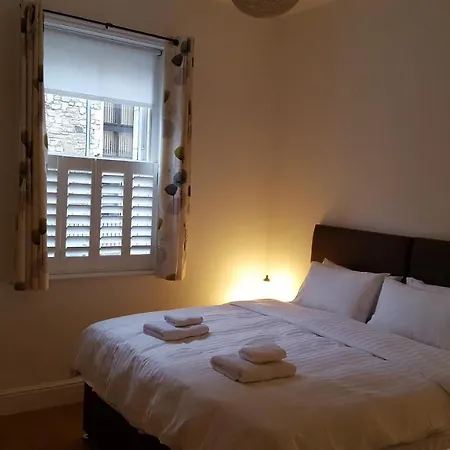 10 Grove St - Bath Holiday Suites-3