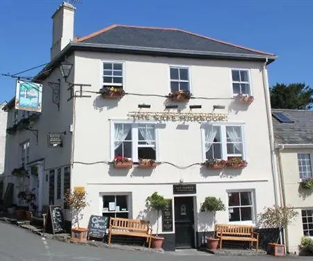 Safe Harbour Inn-2