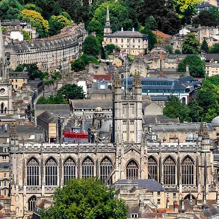 Superior Stays Luxury Apartments - Bath City Centre-3