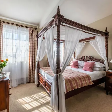 The White Hart Hotel-3