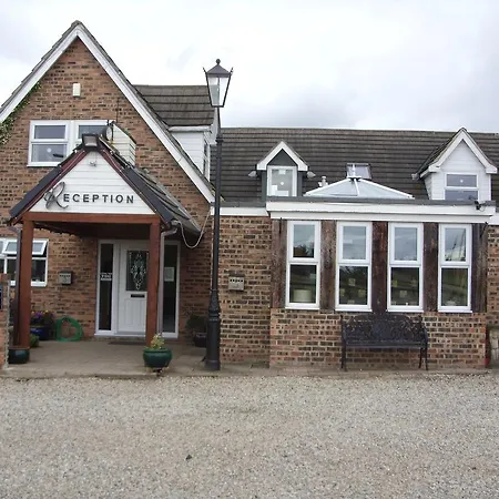 Field View B&B-3