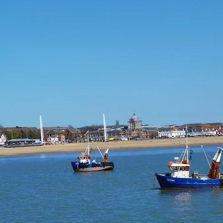 Southend Central Hotel - Close To Beach, City Centre, Train Station & Southend Airport-2
