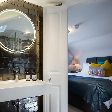 Moortown Lodge B&B-3