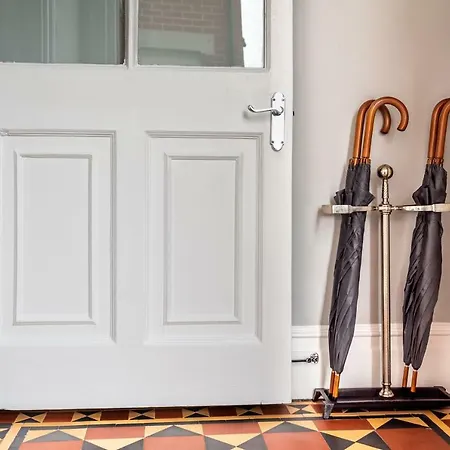 The Dartmouth Boutique B &B-3