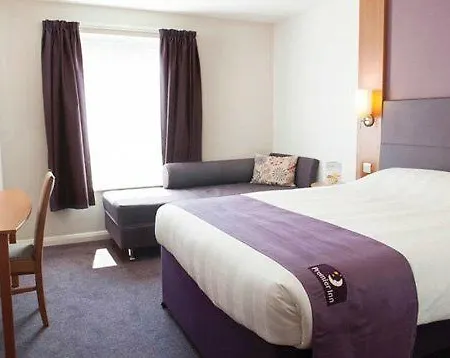 Premier Inn Elgin-2